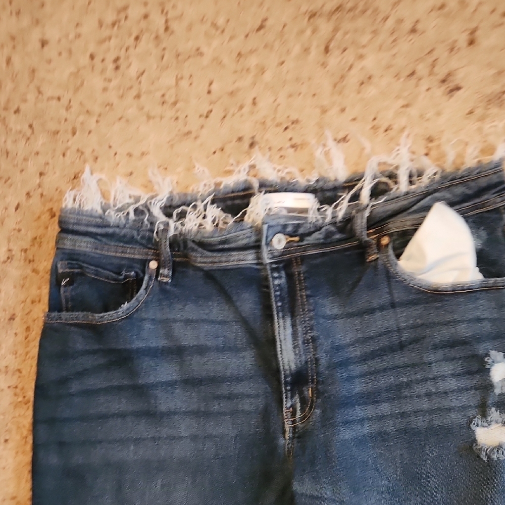 KanCan High Rise Distressed Blue Jeans PRICE IS FIRM - Picture 5 of 9